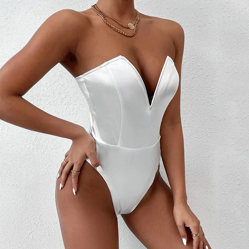 Deep V-Neck Bodysuit – Waist Slimming & Push-Up