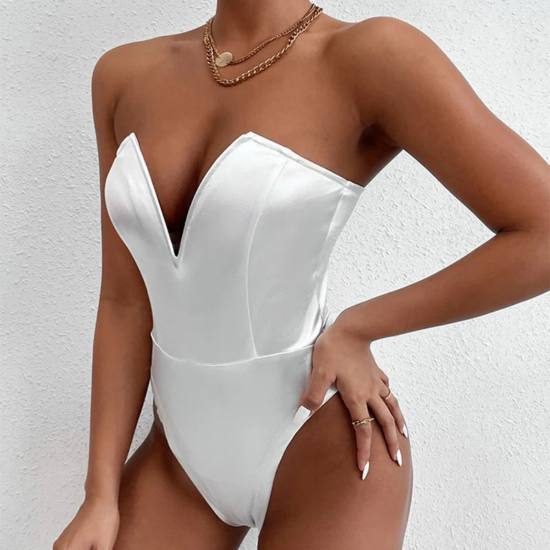 Deep V-Neck Bodysuit – Waist Slimming & Push-Up