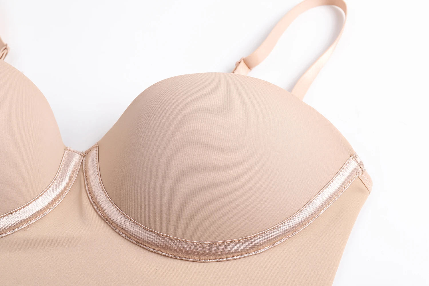 Shapewear invisible – Body sculptant sans couture 